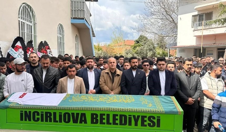 Kazada hayatını kaybeden 15 yaşındaki Egemen son yolculuğuna uğurlandı