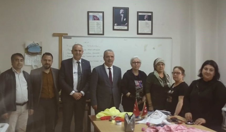 Koçarlı Halk Eğitimi Merkezi'nde çalışmalar yerinde görüldü