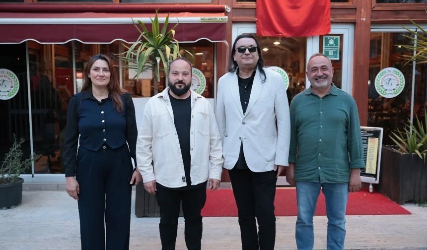 Ünlü sanatçı Kırdar İncirliova'da ağırlandı