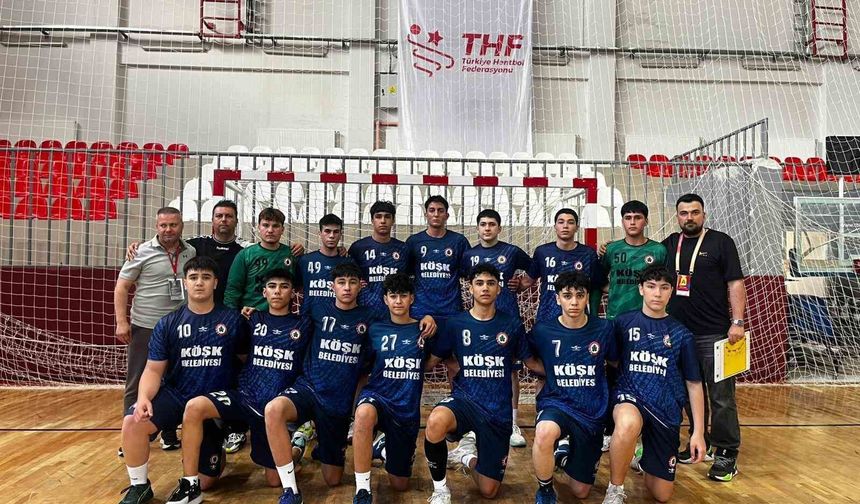 Aydınlı hentbolcular Türkiye üçüncüsü oldu