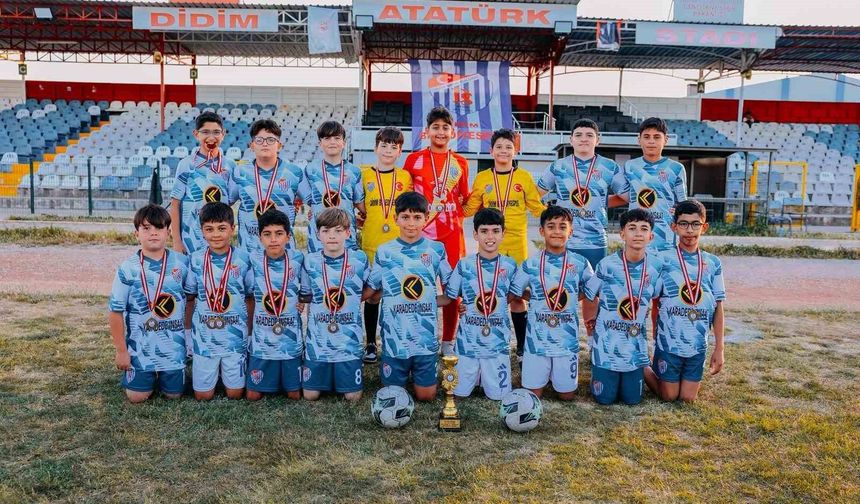 Didim Belediyespor 4 ayrı yaş kategorisinde şampiyon oldu