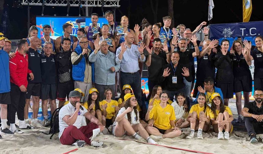 Plaj Voleybolu heyecanı Aydın'da yaşandı