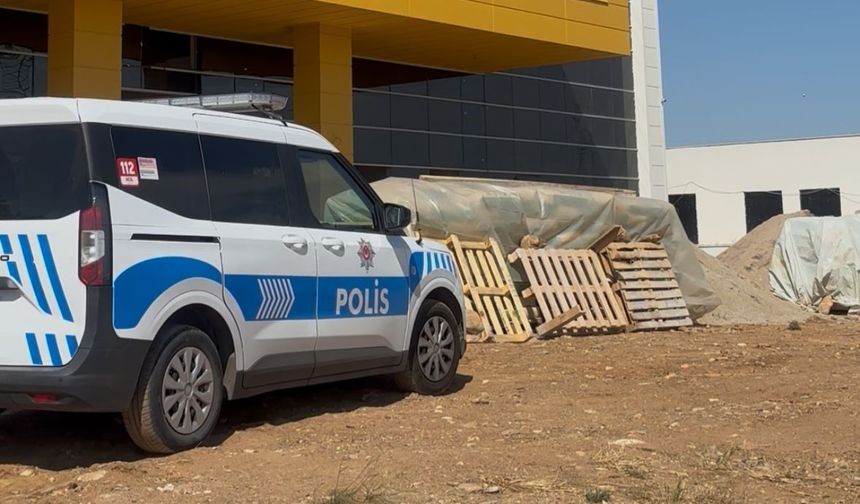 Metrelerce yükseklikten zemine düşen işçi ağır yaralandı