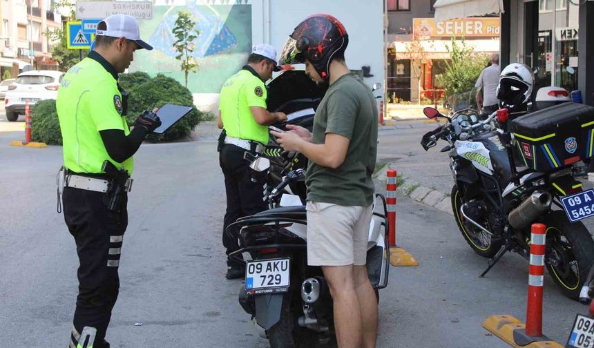Aydın'da motosiklet sürücüleri denetlendi