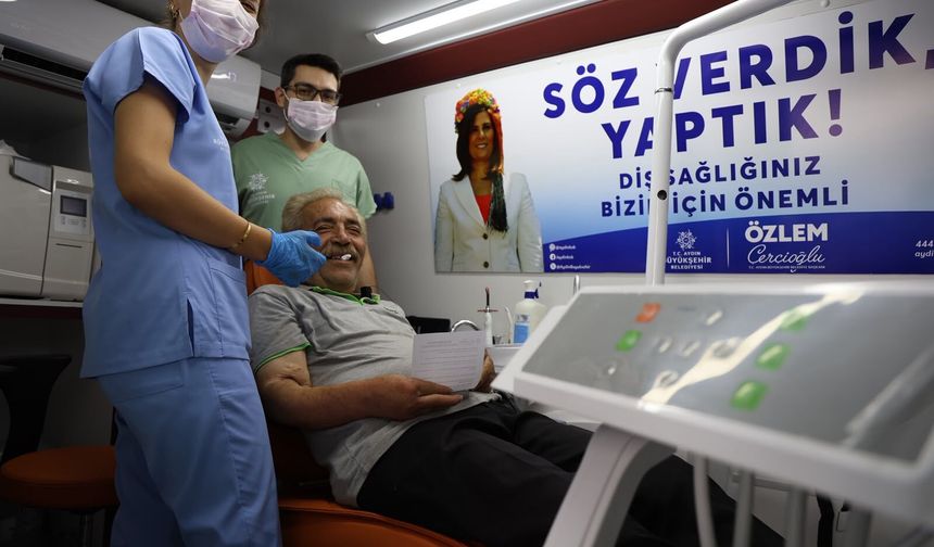 Başkan Çerçioğlu'nun Mobil Ağız ve Diş Sağlığı hizmeti sürüyor