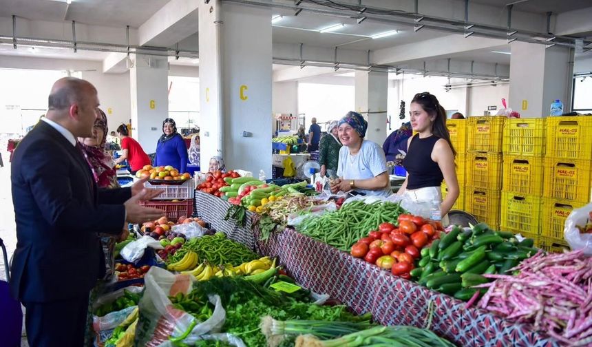 Vali Varol, Buharkent’te esnaf ve vatandaşlarla bir araya geldi