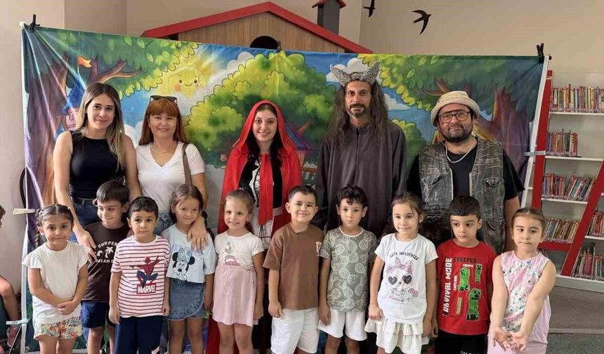 Aydın'da masallar çocuklar için sahneye taşındı