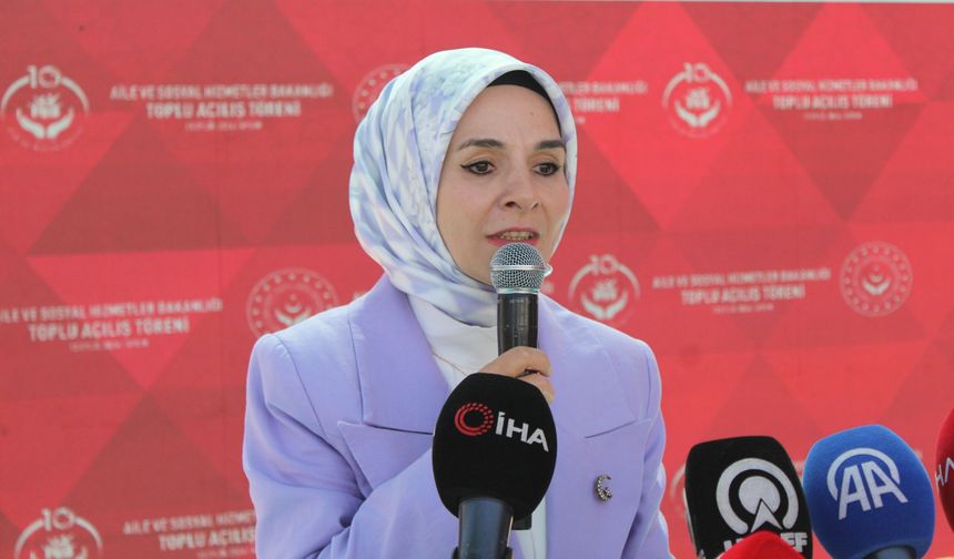 Aile ve Sosyal Hizmetler Bakanı Göktaş Aydın'da 4 merkezin açılışını yaptı
