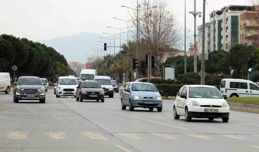 Aydın'da araç sayısı 694 bin oldu