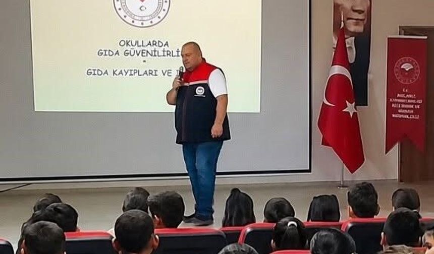 Koçarlı'da öğrenciler gıda israfına karşı bilgilendirildi
