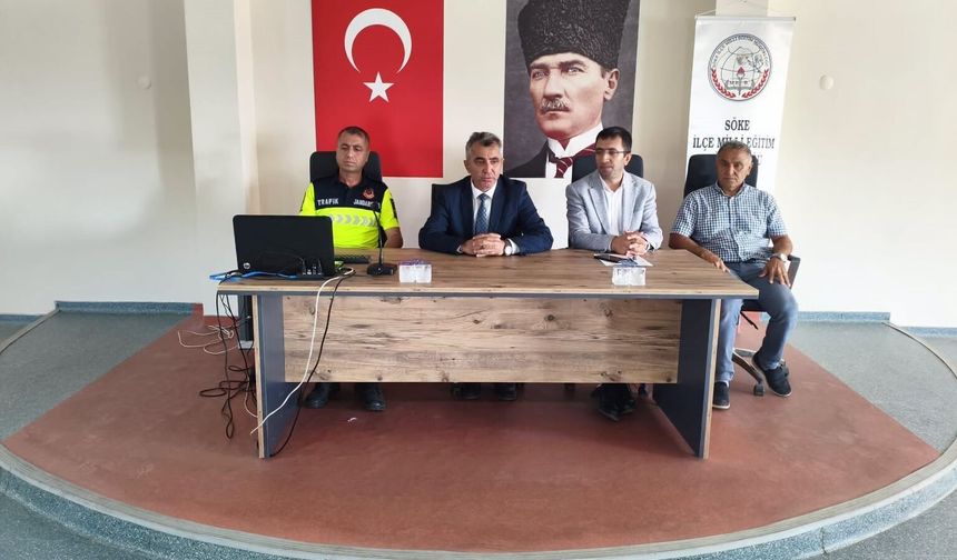 Söke'de öğrenci servis şoförleri ve rehber personele trafik eğitimi