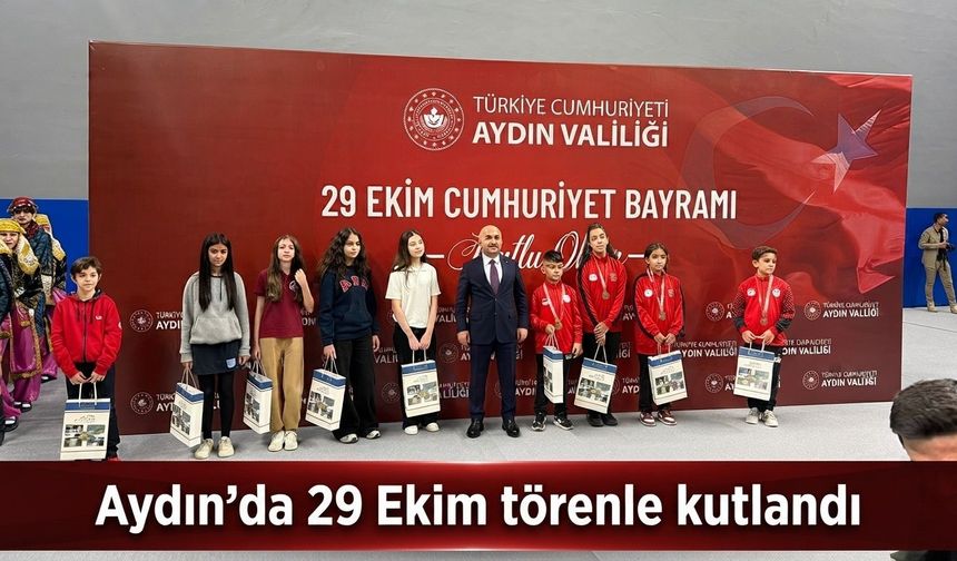 Aydın'da 29 Ekim törenle kutlandı