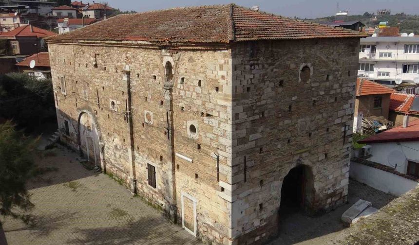 Aydın'ın 166 yıllık Başmelek Kilisesi kurtarılmayı bekliyor