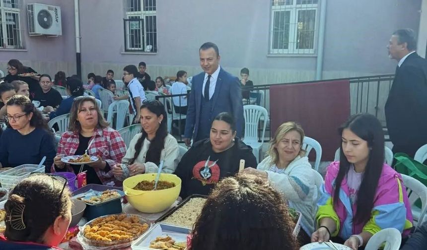 Yenipazar'da minik öğrenciler aynı sofrada buluştu