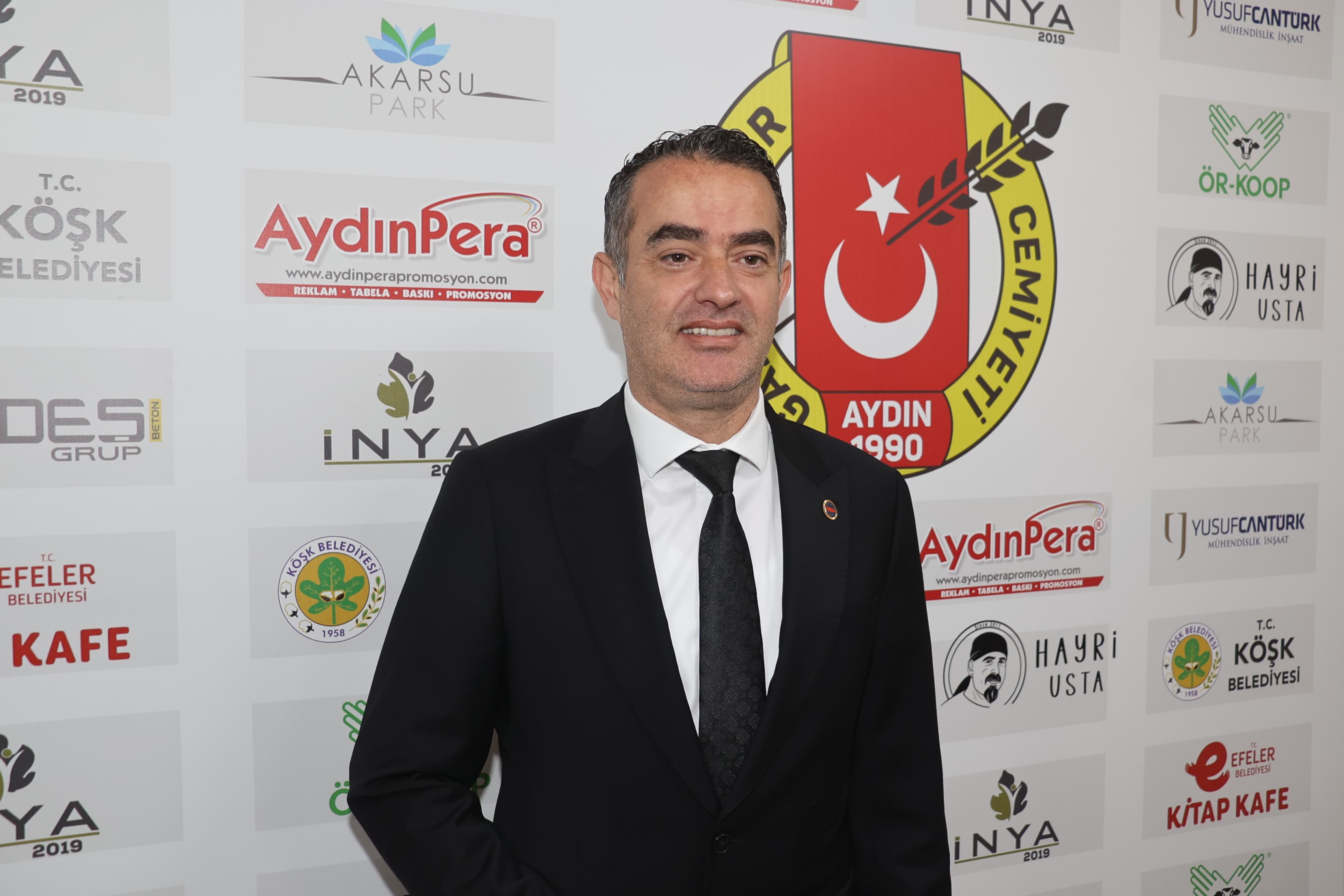 Özgür Arıcı