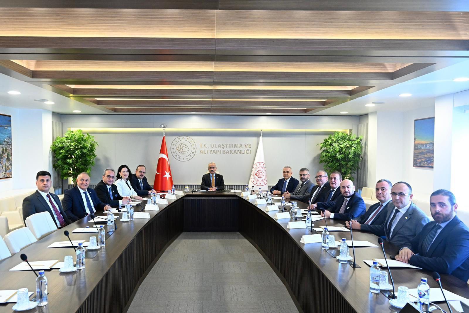 Güç Birliği (1)