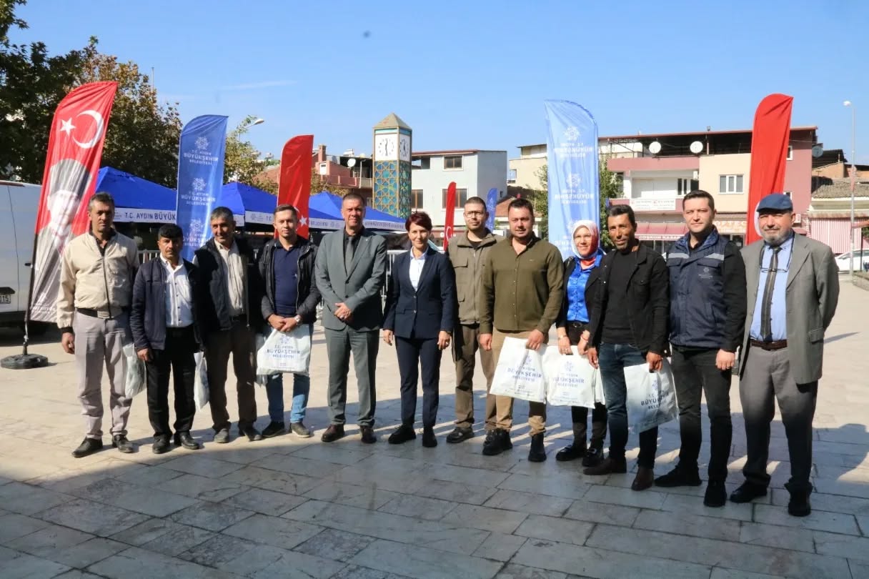 572211974 18046877186678324 7747554896533727593 N