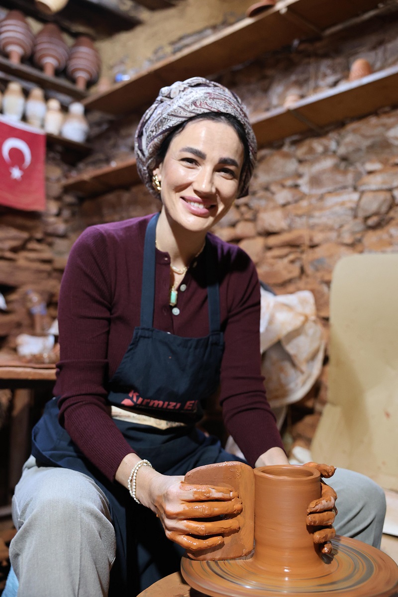 Whatsapp Image 2025 11 21 At 22.29.10 (1)