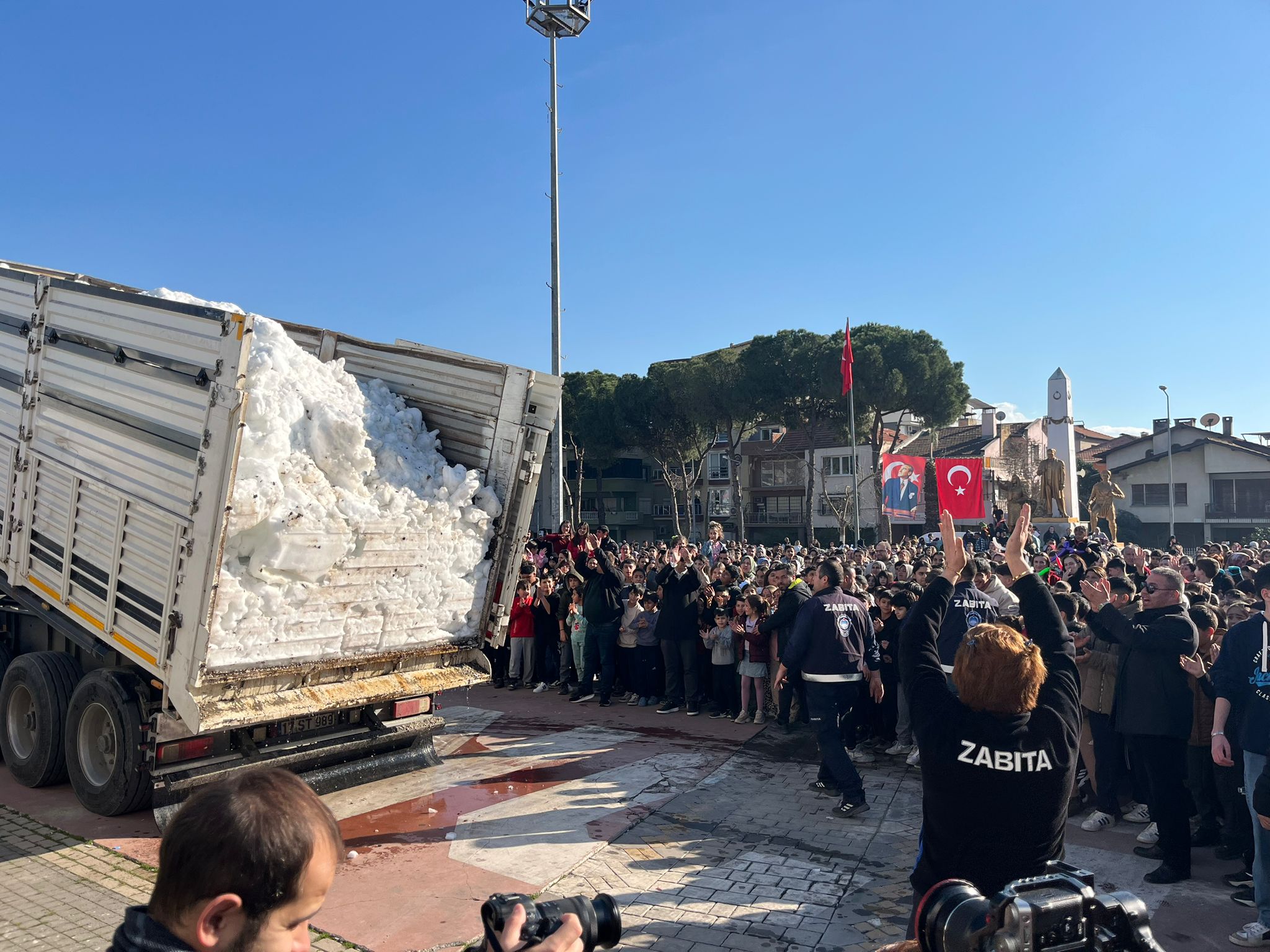 Whatsapp Image 2026 01 16 At 17.11.06 (1)