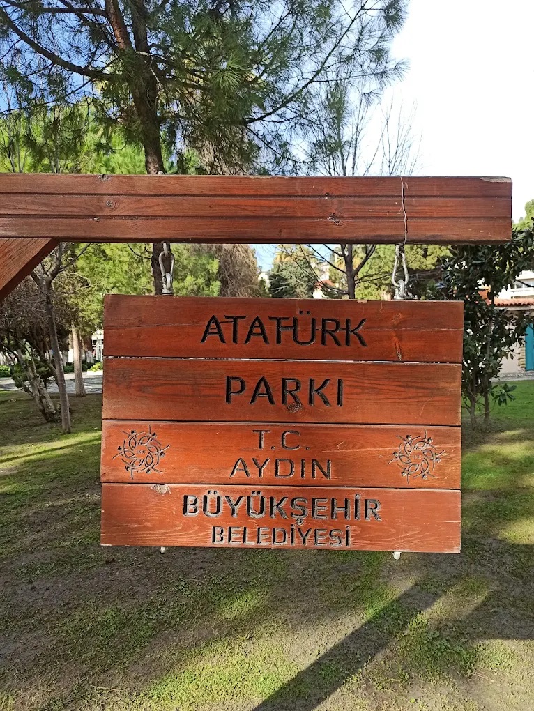 Atatürk Parkı 2