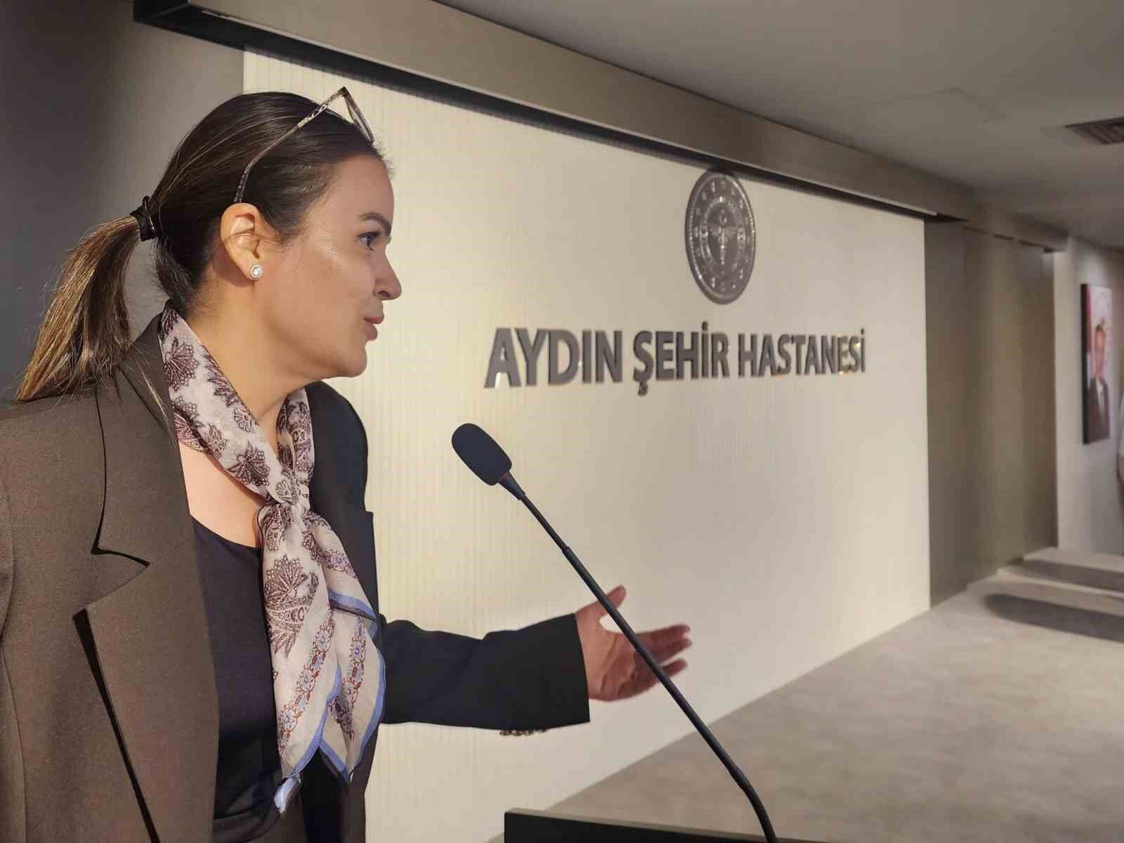 Aydın Şehir Hastanesi'nde başhekim Özbağçıvan hekimlerle bir araya geldi