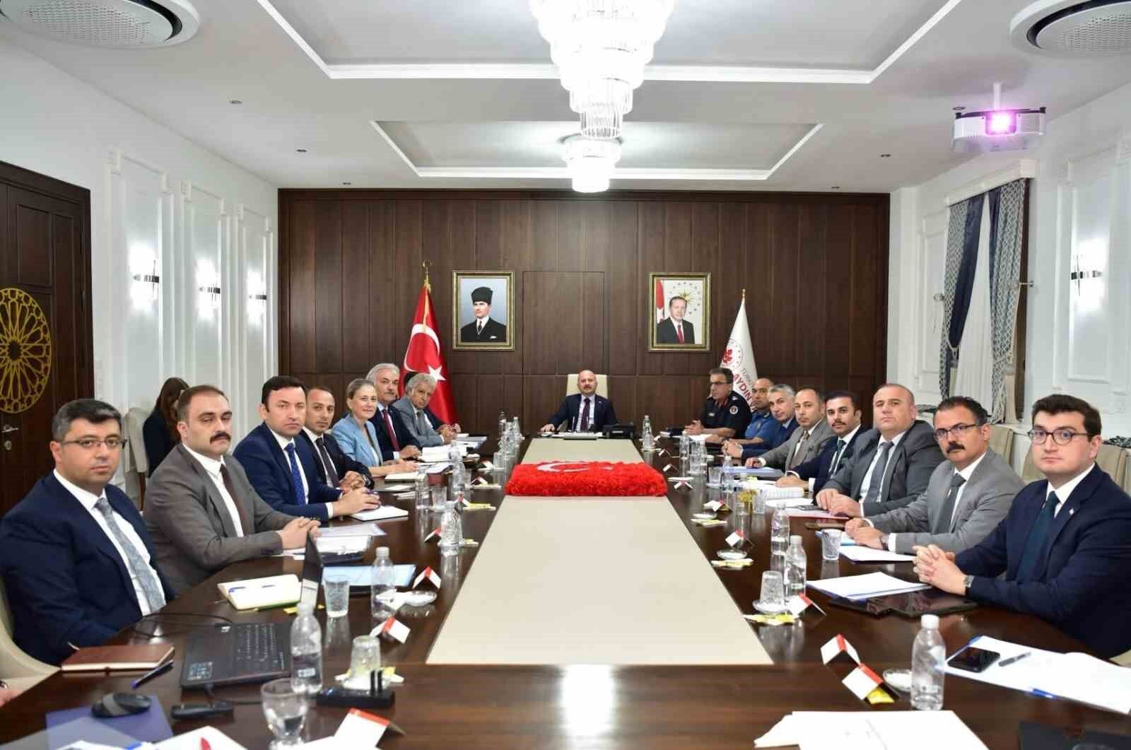 Aydın'da okulların güvenliği için toplantı yapıldı