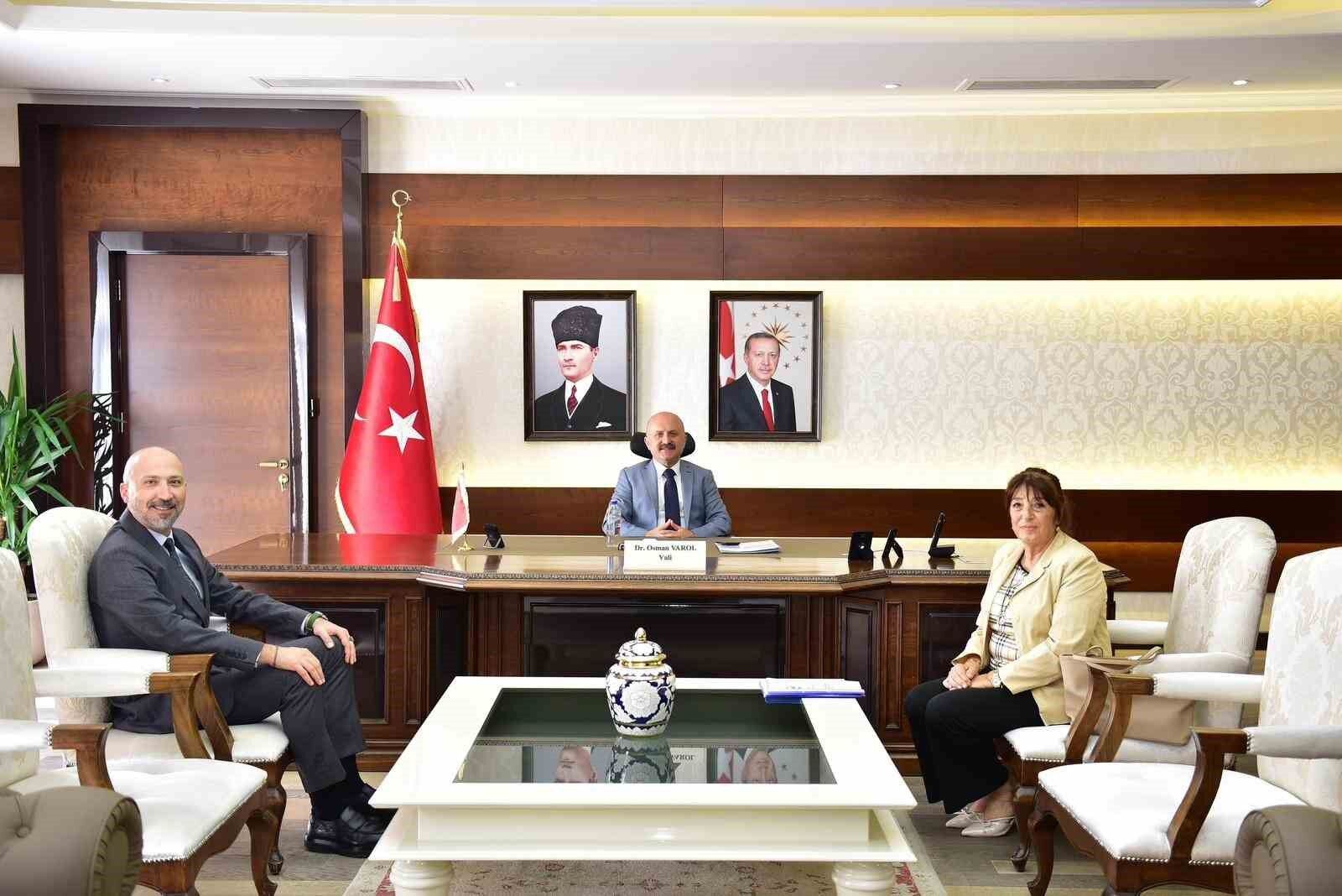Başkan Arıkan, Aydın Valisi Varol ile bir araya geldi