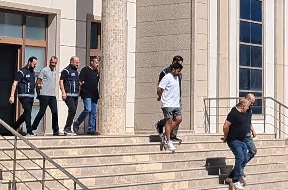 Kuşadası'nda göçmen kaçakçılığı operasyonunda 4 şüpheli daha tutuklandı